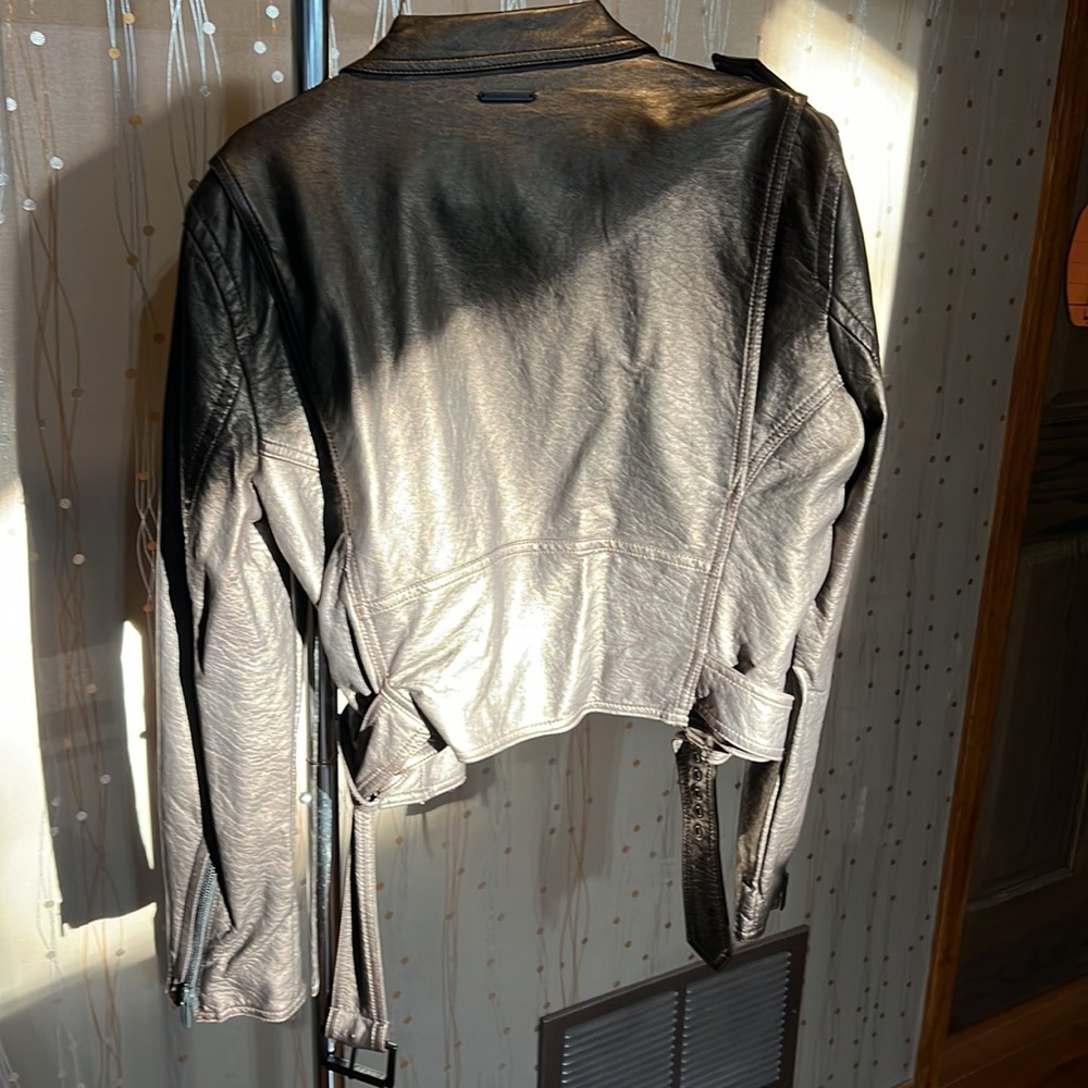Calvin Klein jacket - Picture 3 of 8